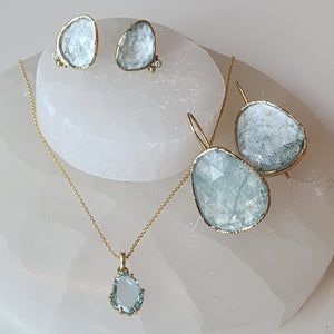 Portrait cut Aquamarine necklace